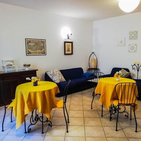 Terre Di Gratia Bed & Breakfast Camporeale Dış mekan fotoğraf